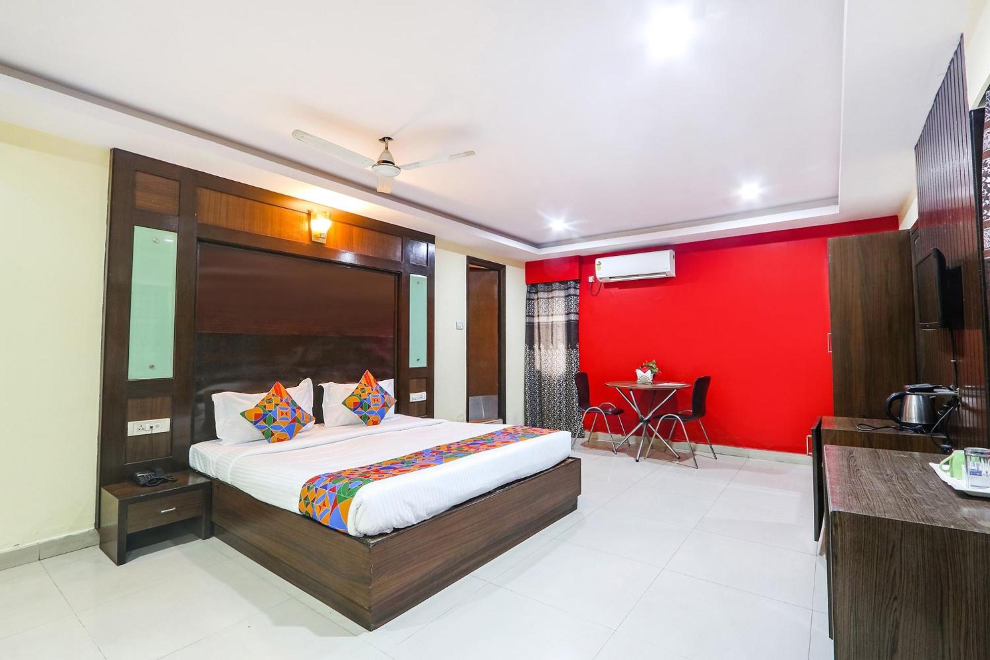 Fabhotel Royal Residency II - Nr Lakdikapul Metro Station Hyderabad Exterior foto