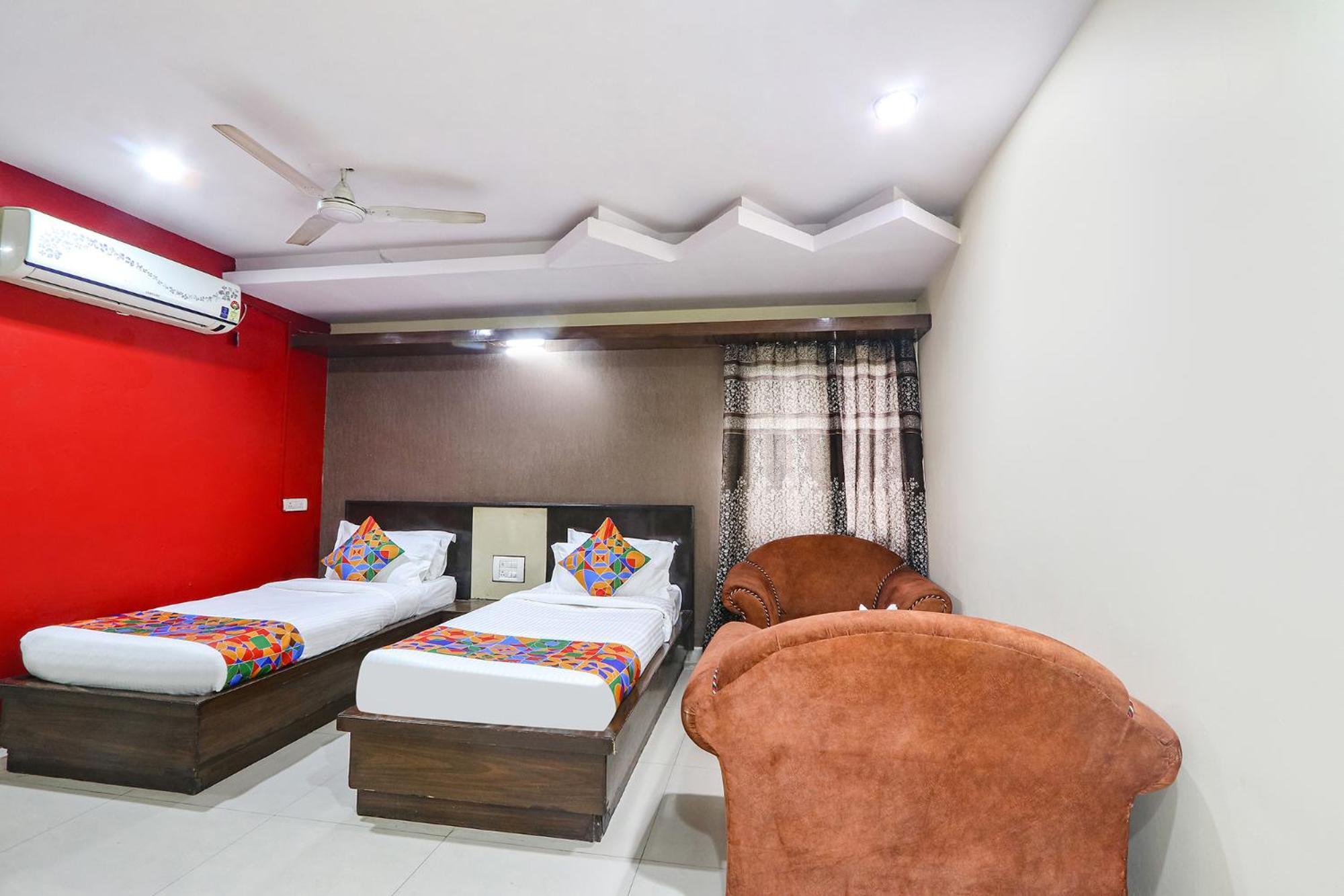 Fabhotel Royal Residency II - Nr Lakdikapul Metro Station Hyderabad Exterior foto