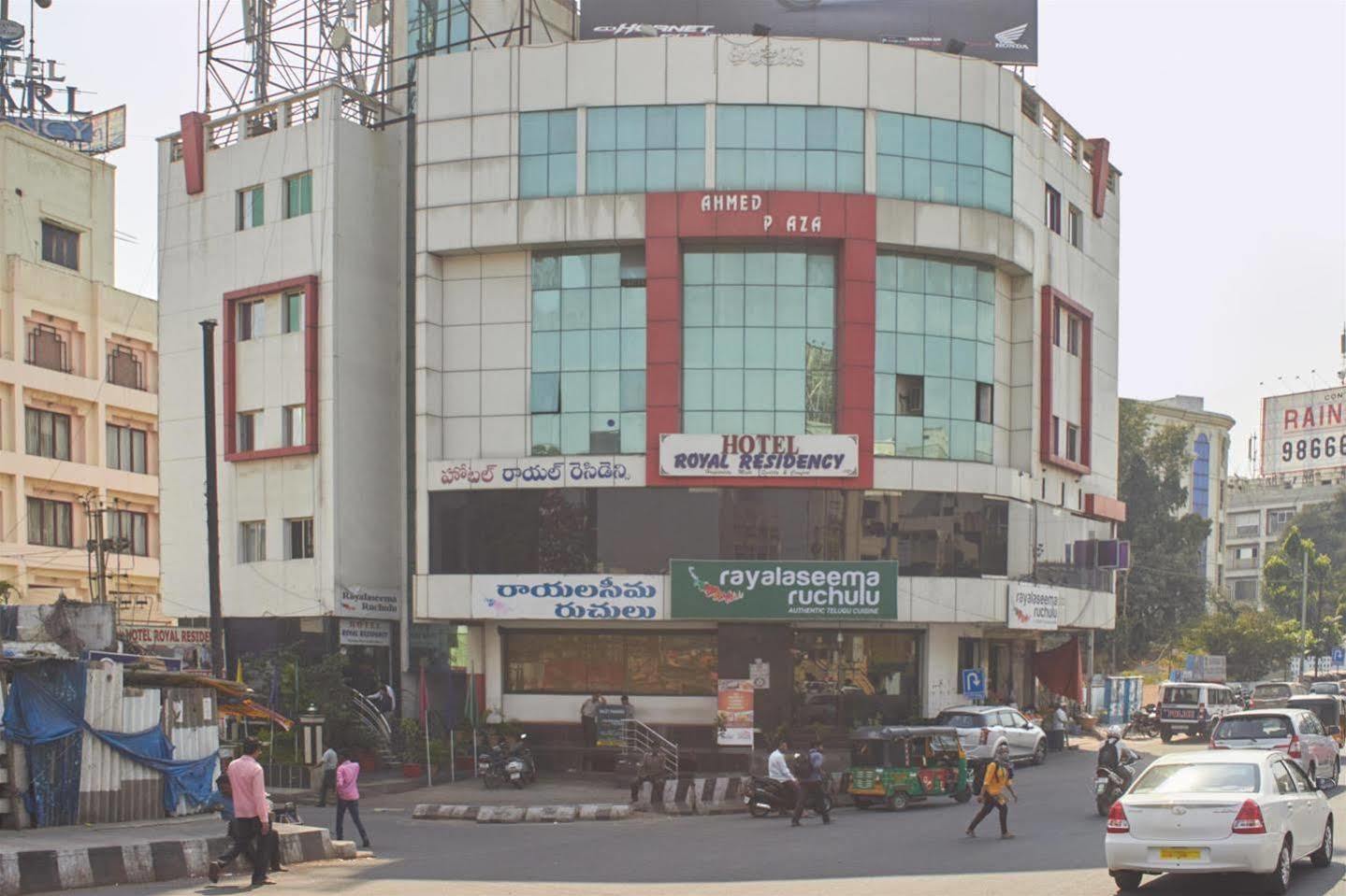 Fabhotel Royal Residency II - Nr Lakdikapul Metro Station Hyderabad Exterior foto